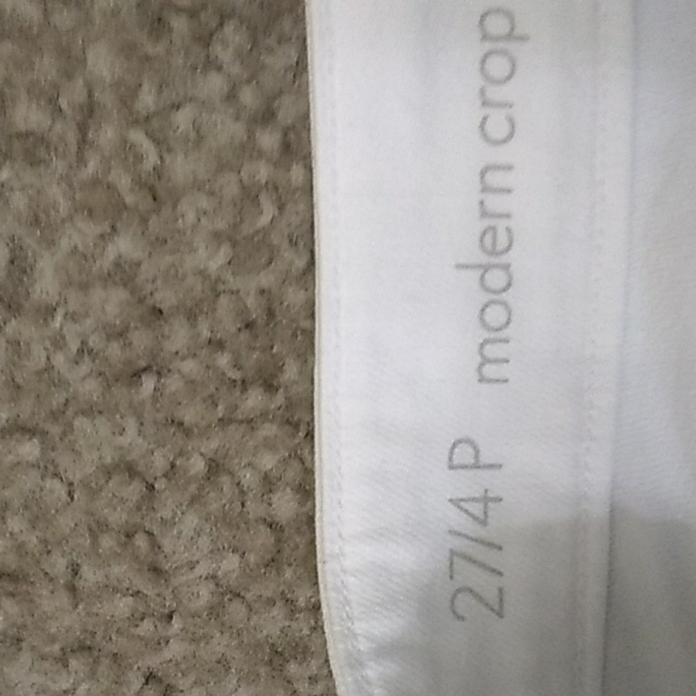 2/$15 Ann Taylor capri - Picture 3 of 7